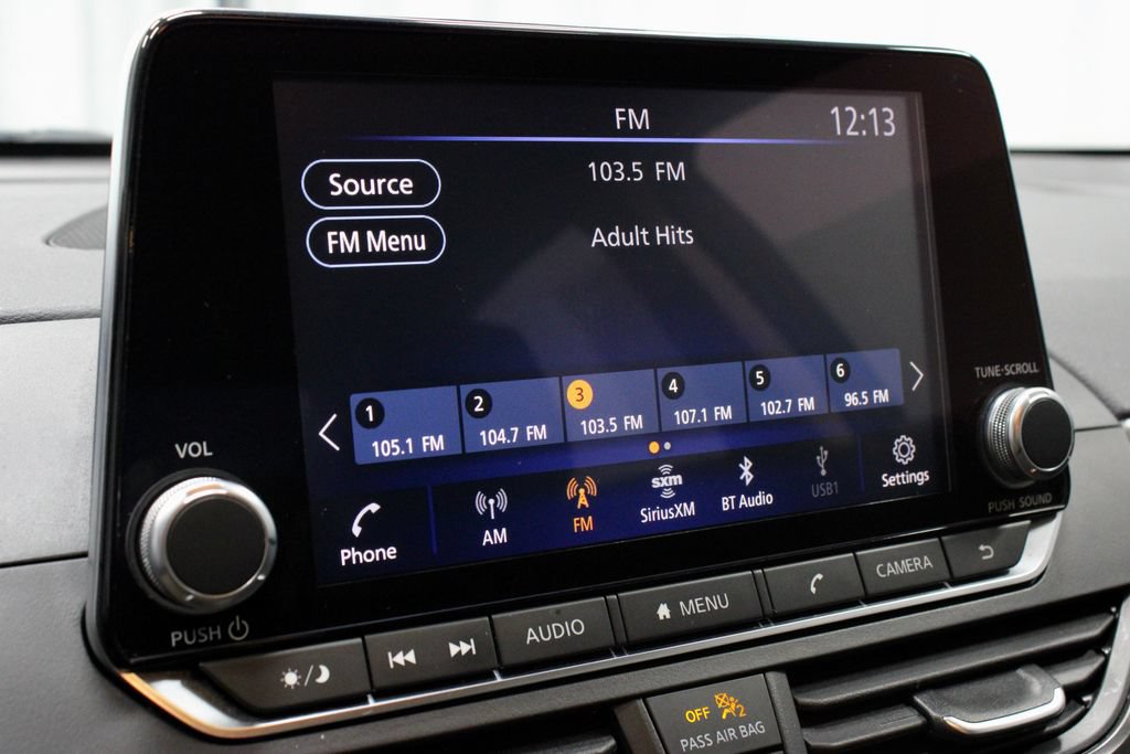 Certified 2024 Nissan Altima 2.5 SV FWD image 3