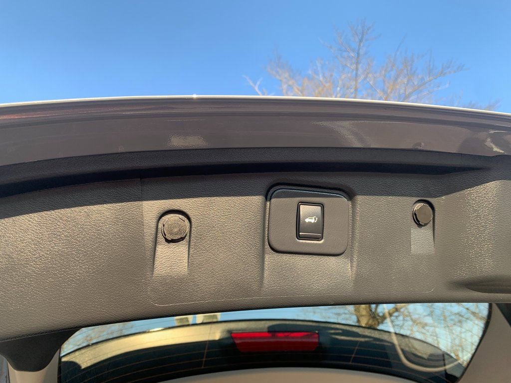 Used 2024 Nissan Murano SL image 8