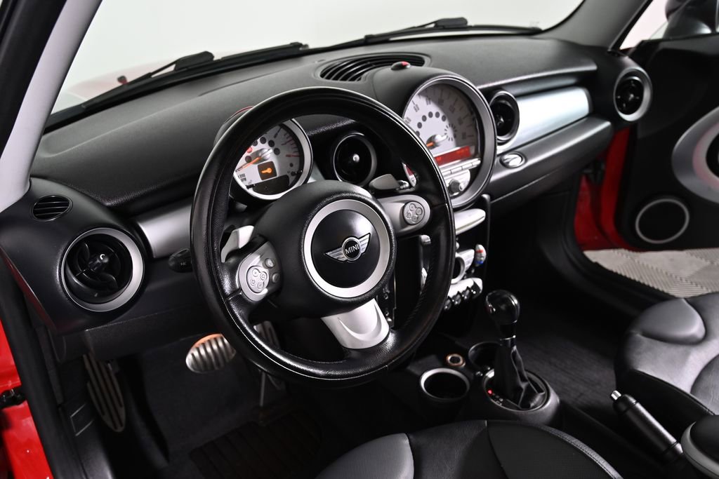 Used 2009 MINI Cooper S FWD image 10
