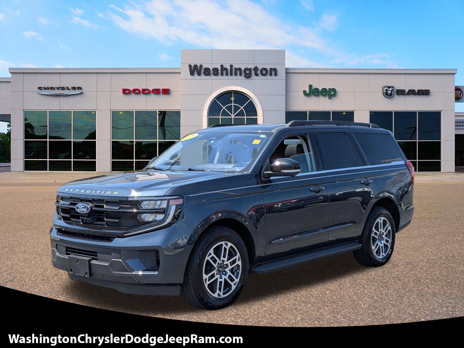 Used 2025 Ford Expedition Active
