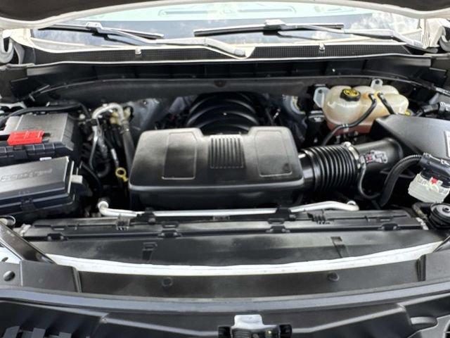 Used 2021 Chevrolet Suburban RST w/ Luxury Package RWD image 10