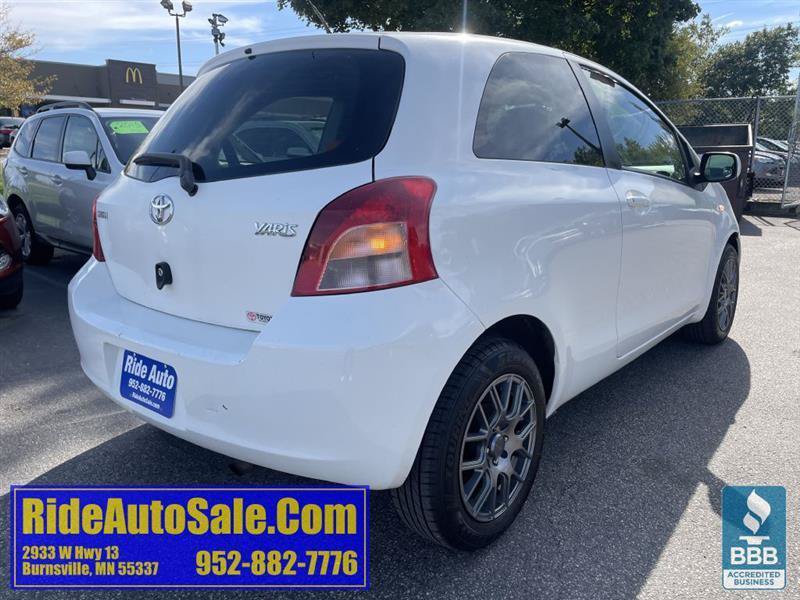 Used 2008 Toyota Yaris 2-Door Hatchback FWD image 5
