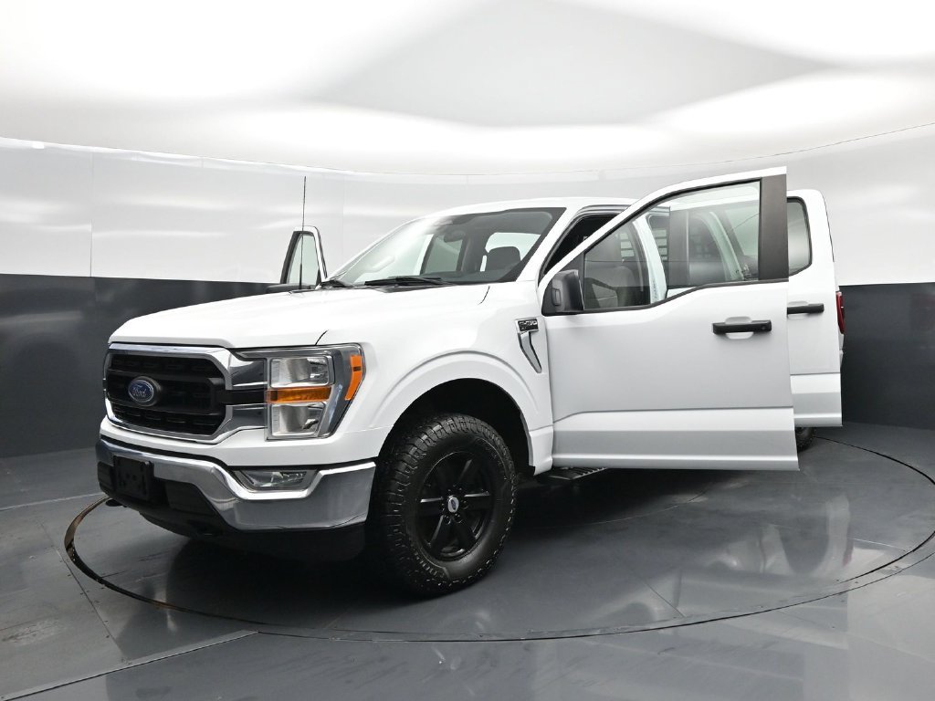 Certified 2022 Ford F150 XLT w/ Trailer Tow Package AWD/4WD image 24