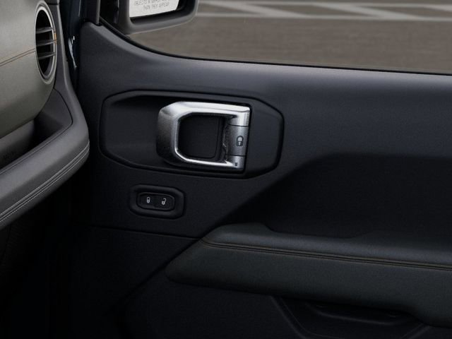 New 2025 Jeep Gladiator Mojave w/ Convenience Group image 26