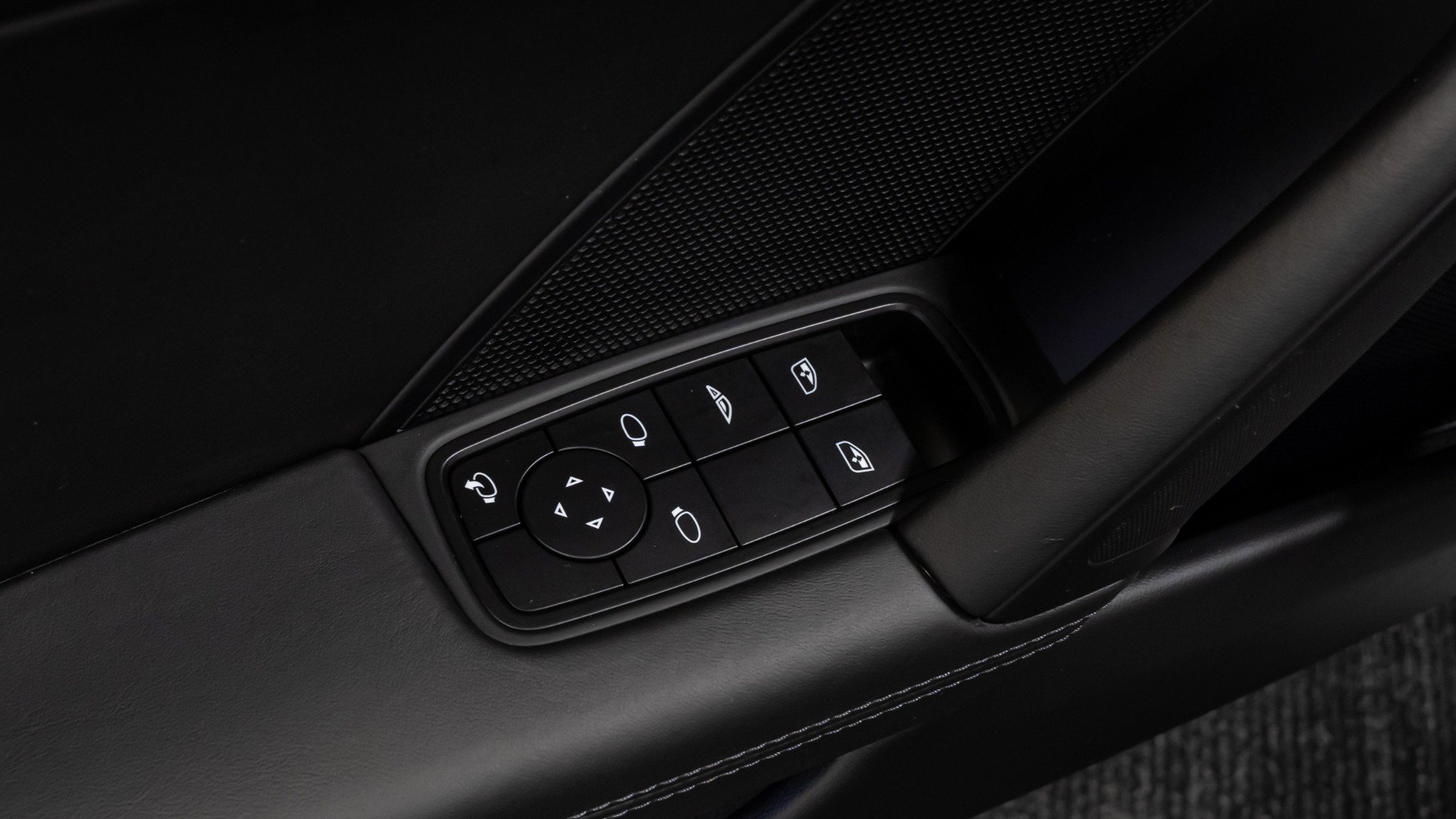 Used 2022 Porsche 911 Carrera image 43