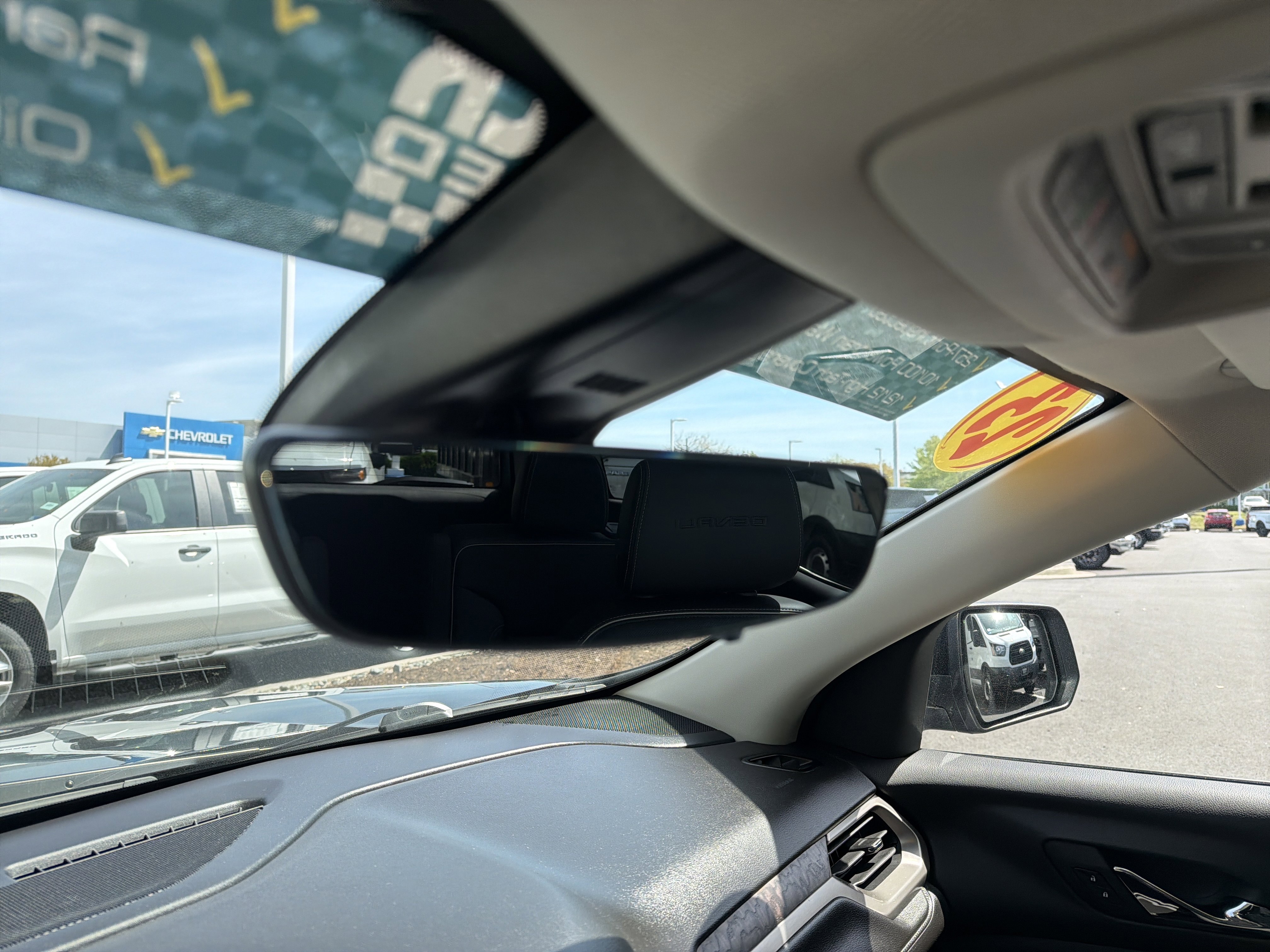 Used 2023 GMC Acadia Denali w/ Black Diamond Edition image 28