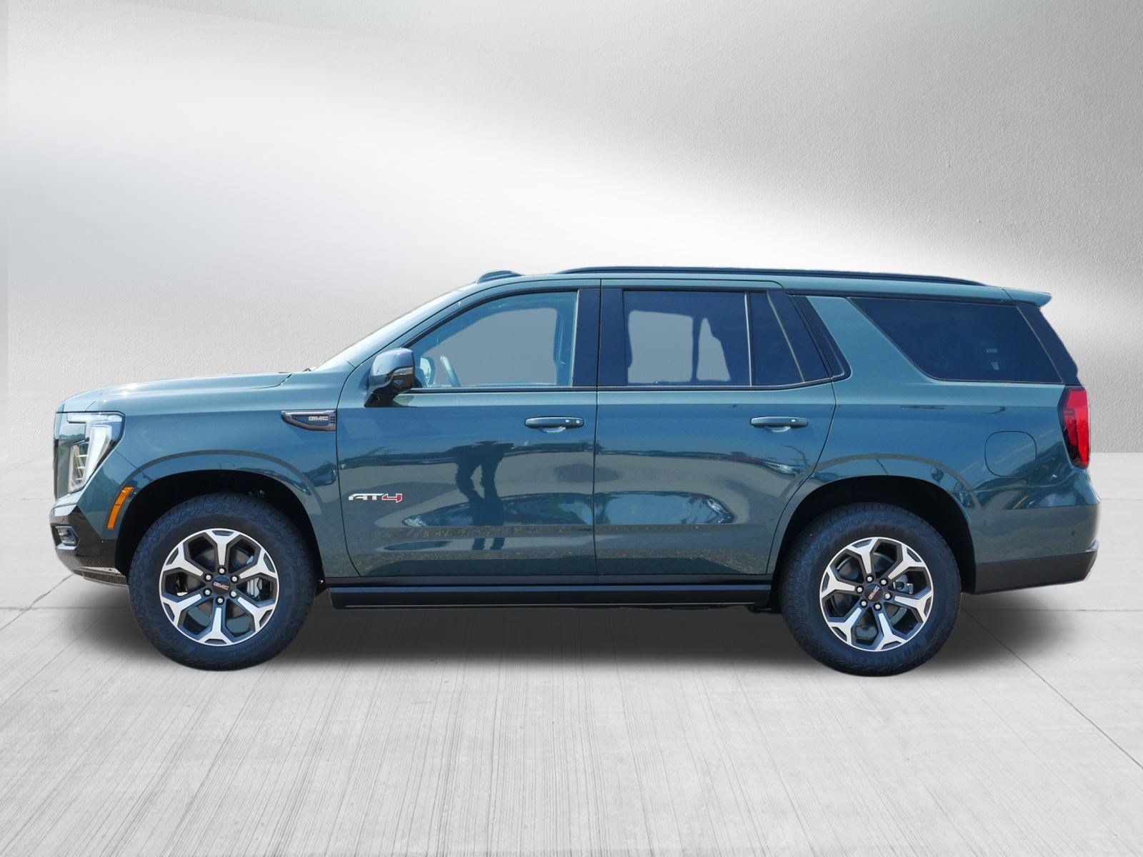 New 2026 GMC Yukon AT4 Ultimate w/ LPO, Floor Liner Package AWD/4WD image 2