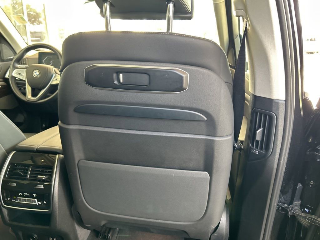 Used 2025 BMW X7 xDrive40i image 46