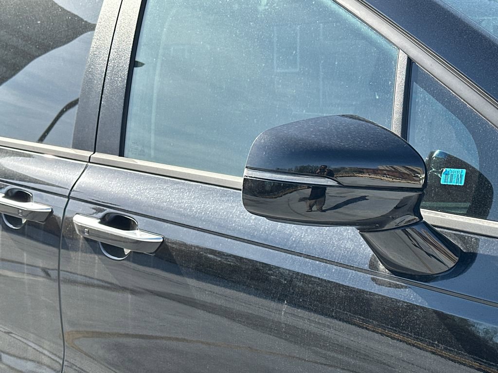 New 2026 Kia Carnival EX FWD image 11