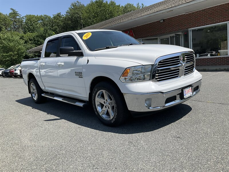 Used 2019 RAM 1500 Big Horn AWD/4WD image 3