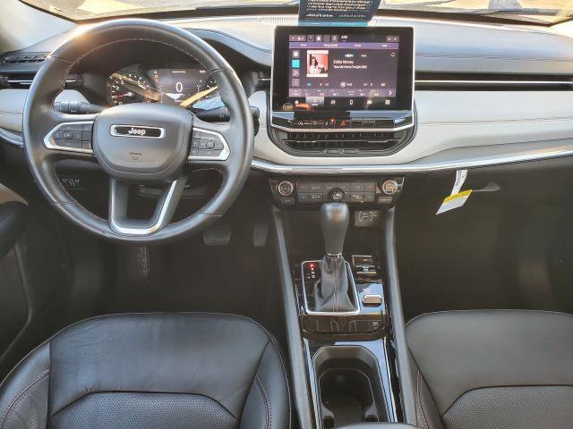 Used 2022 Jeep Compass Limited image 21