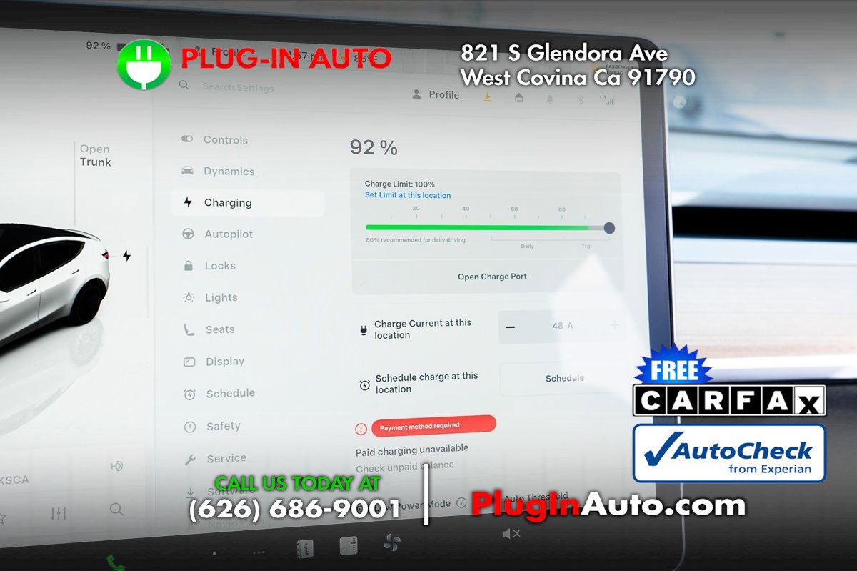 Used 2023 Tesla Model Y Performance image 22