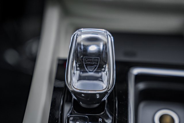 New 2026 Volvo XC60 B5 Ultra w/ Protection Package Premier image 24
