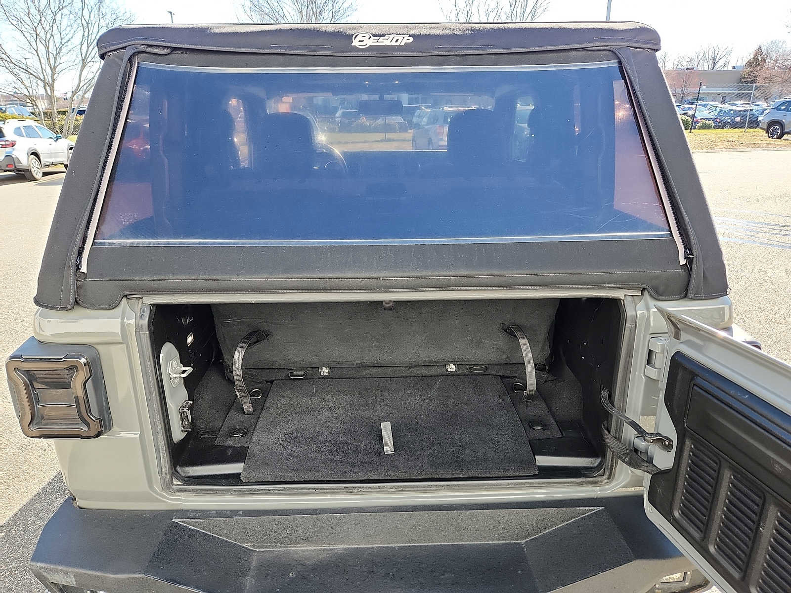 Used 2019 Jeep Wrangler Sport image 28