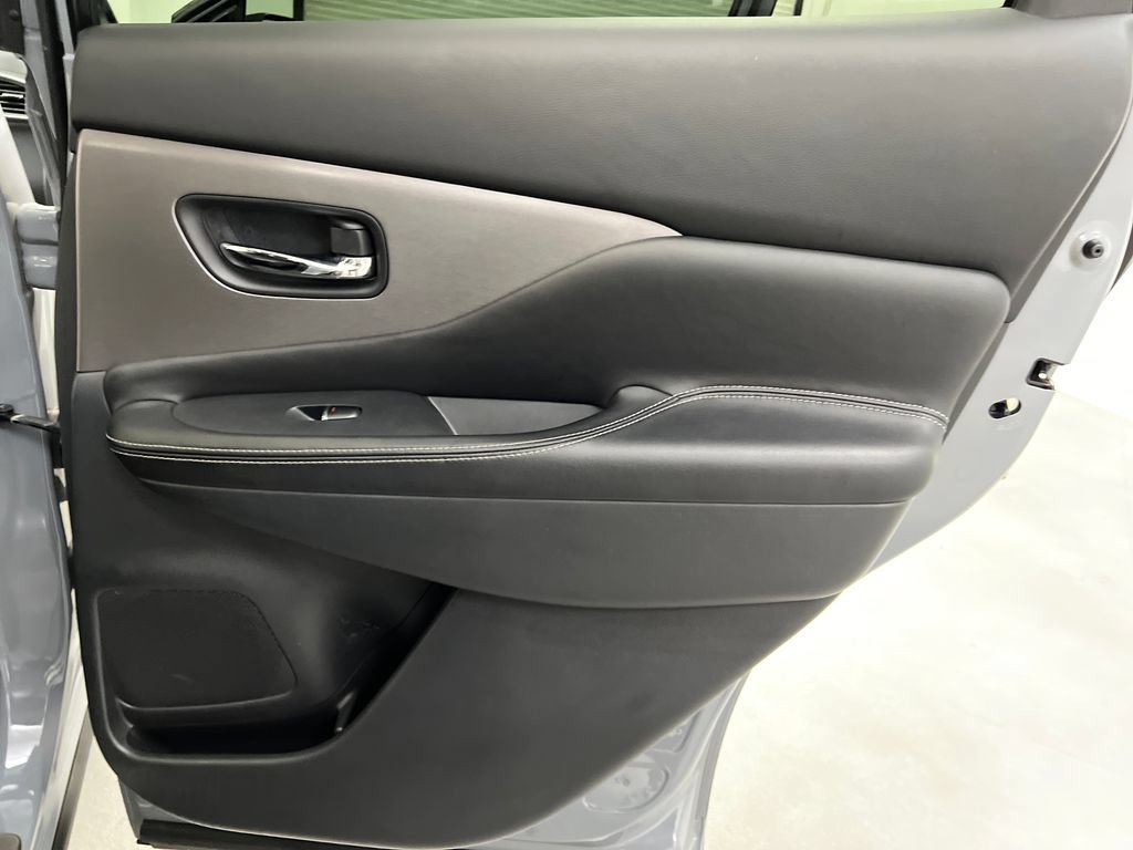 Used 2024 Nissan Murano SL FWD image 25