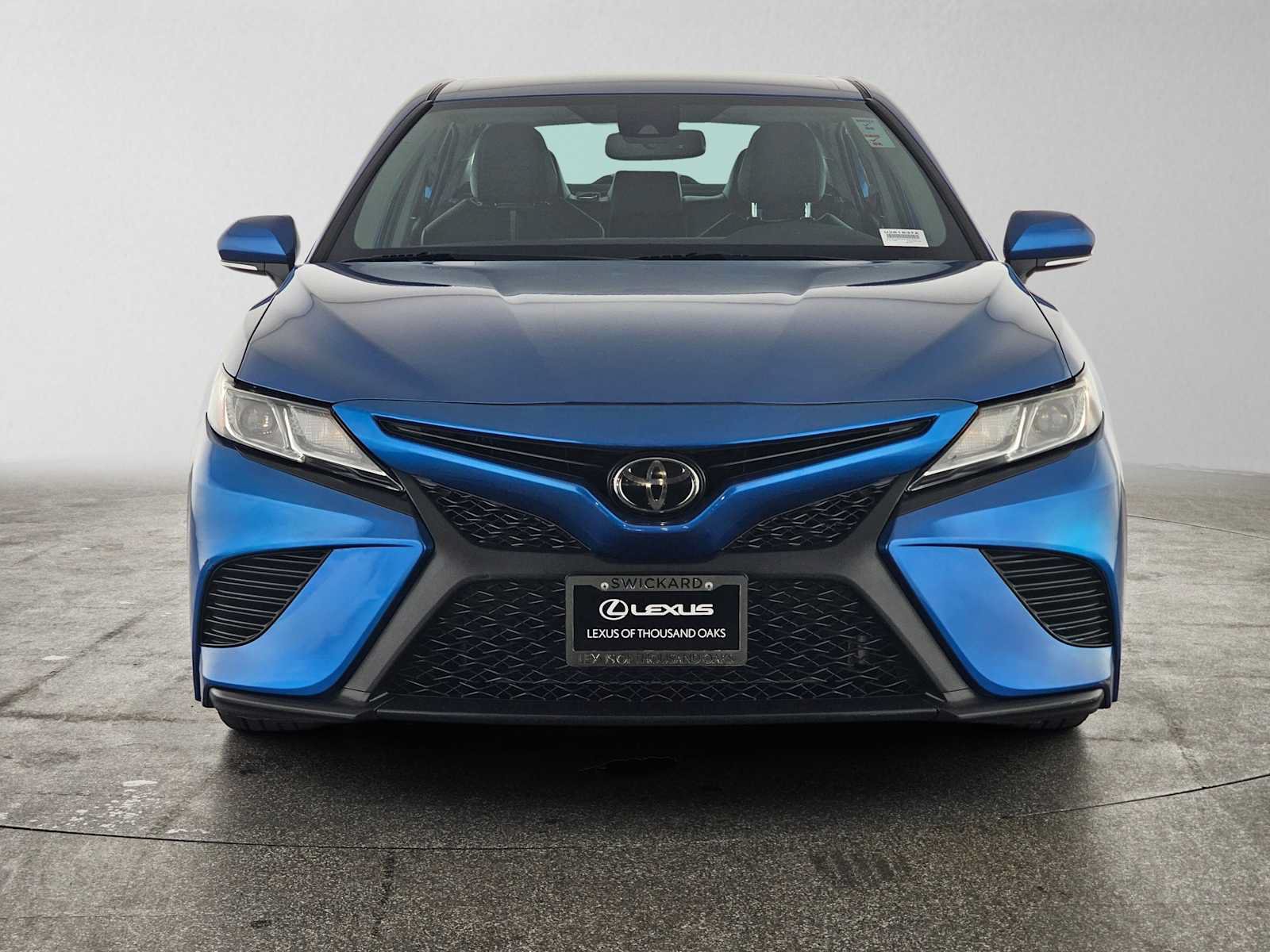 Used 2019 Toyota Camry SE FWD image 8