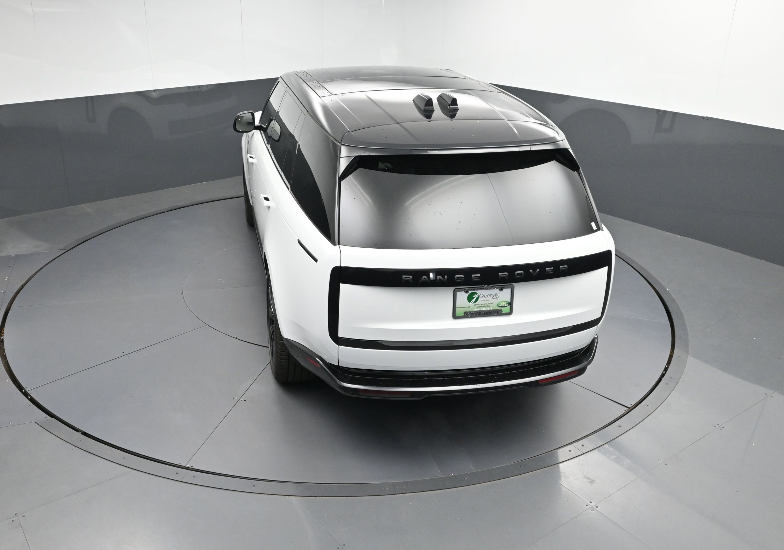 New 2025 Land Rover Range Rover Long Wheelbase SE image 33