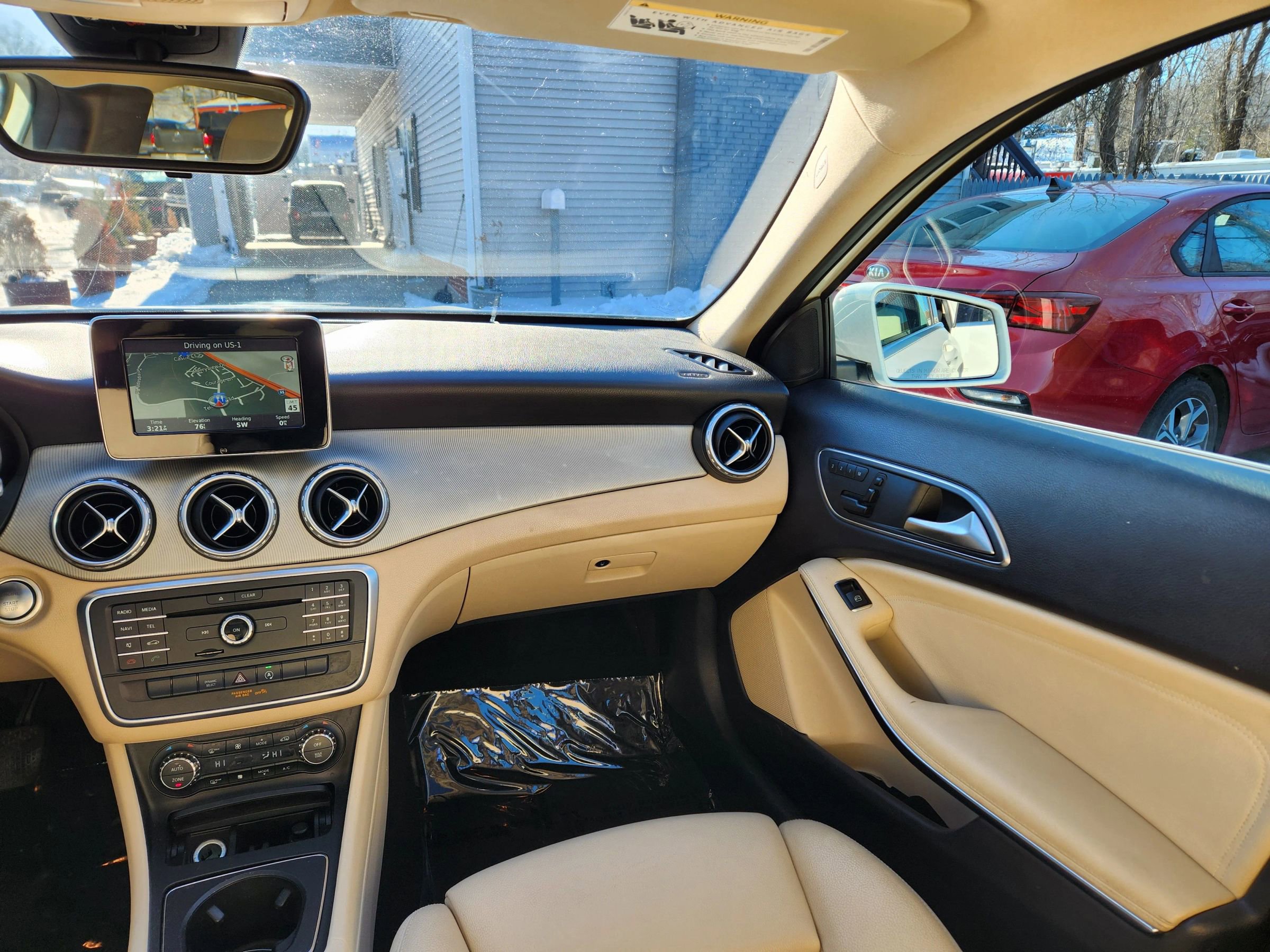 Used 2017 Mercedes-Benz GLA 250 image 28