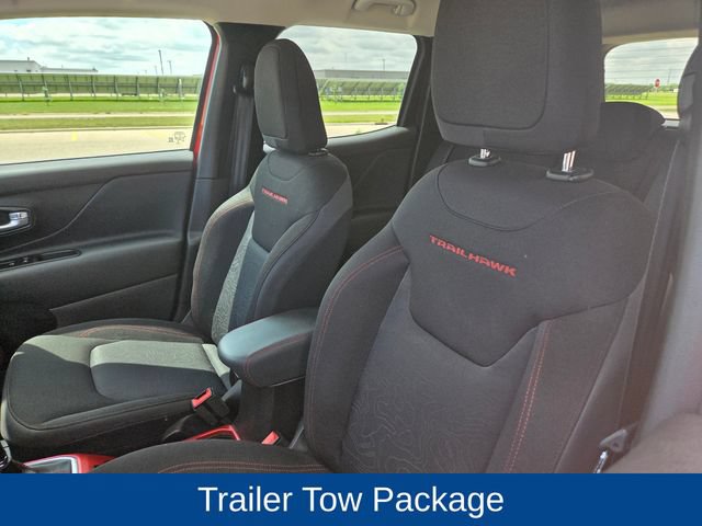 Used 2020 Jeep Renegade Trailhawk w/ Cold Weather Group AWD/4WD image 13