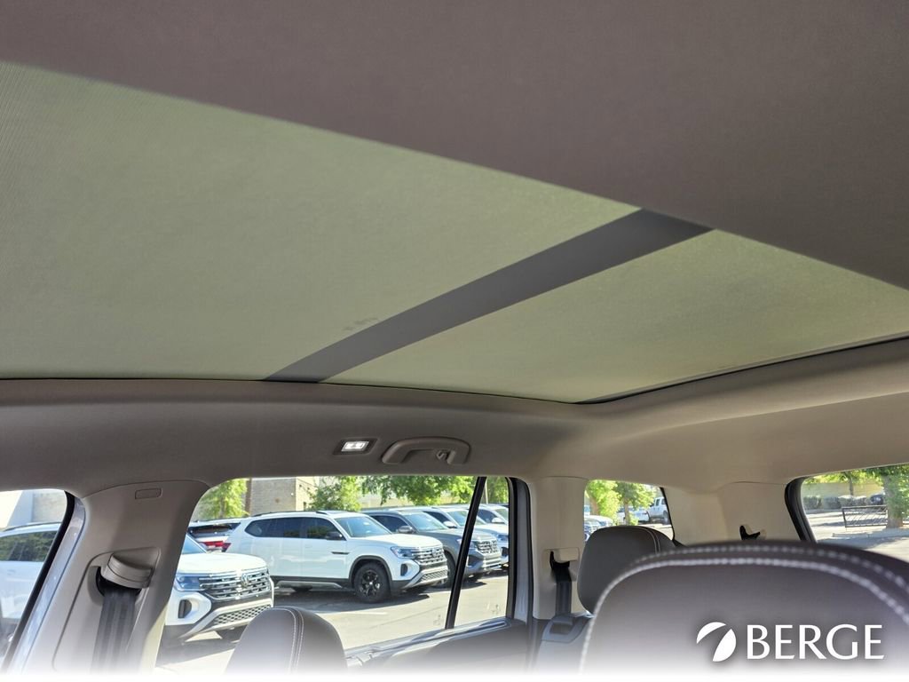 New 2026 Volkswagen Atlas SEL image 15