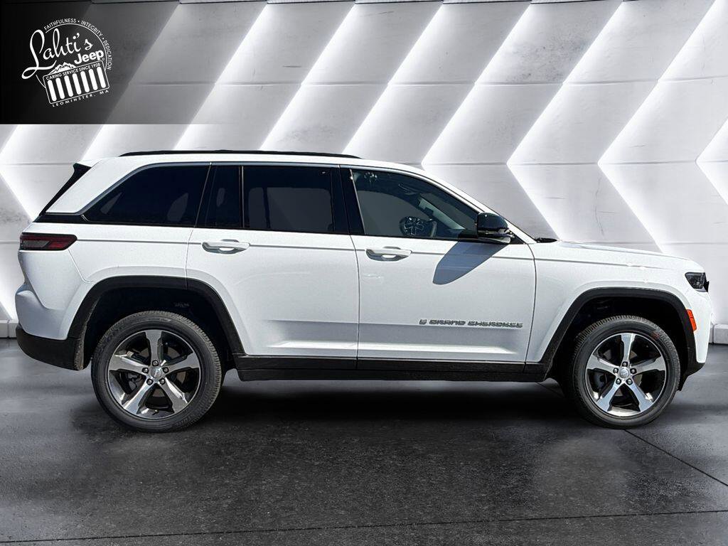 New 2026 Jeep Grand Cherokee Limited AWD/4WD image 6