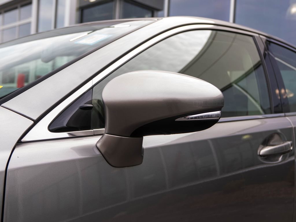 Used 2015 Lexus ES 350 w/ Premium Package FWD image 12