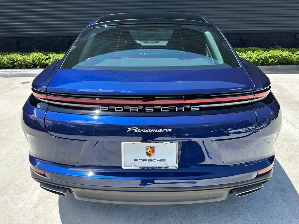 Used 2026 Porsche Panamera RWD image 13