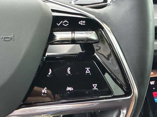 New 2026 Cadillac Vistiq Luxury w/ LPO, Floor Liner Package AWD/4WD image 29
