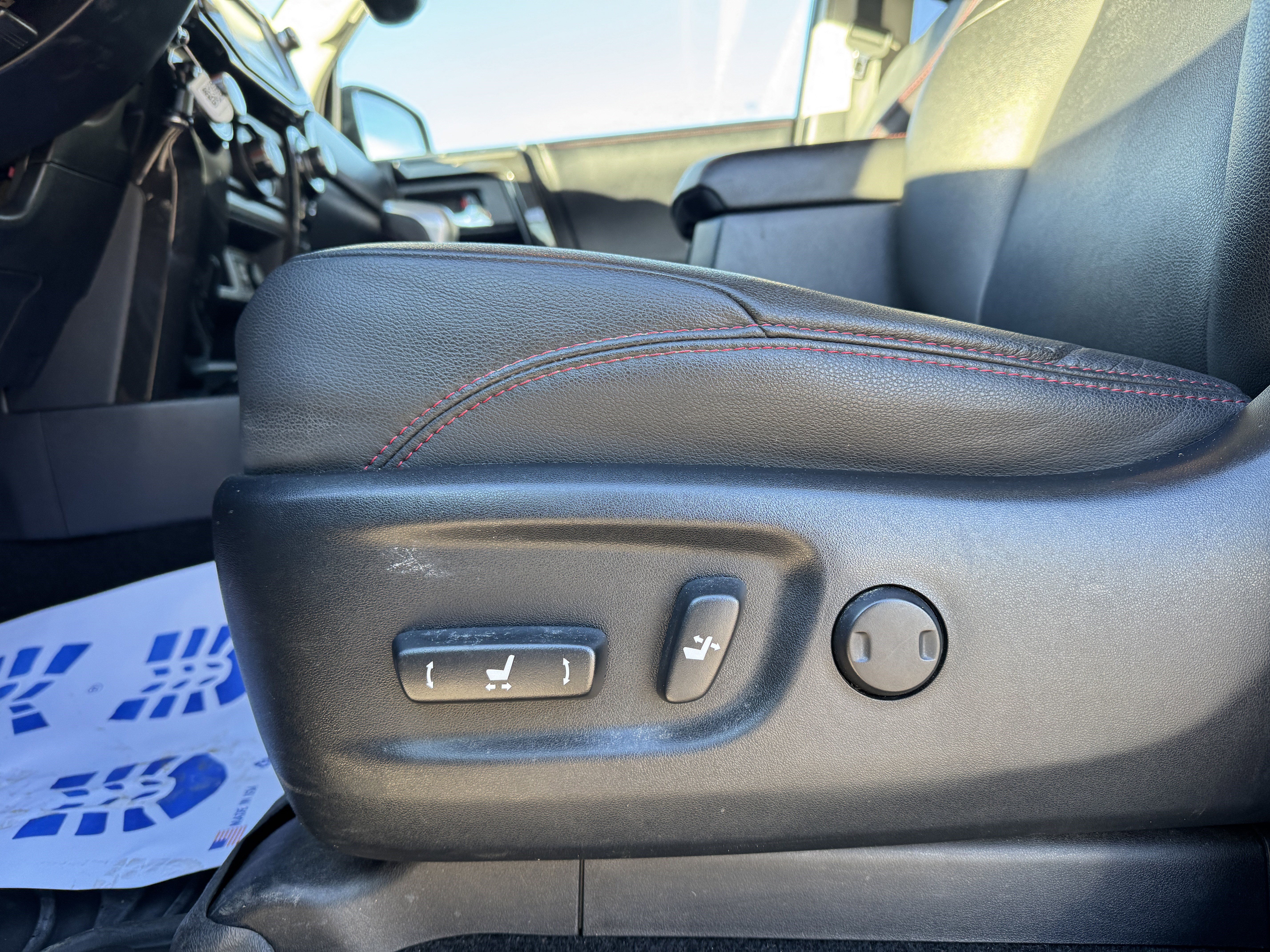 Used 2019 Toyota 4Runner TRD Off-Road Premium image 11