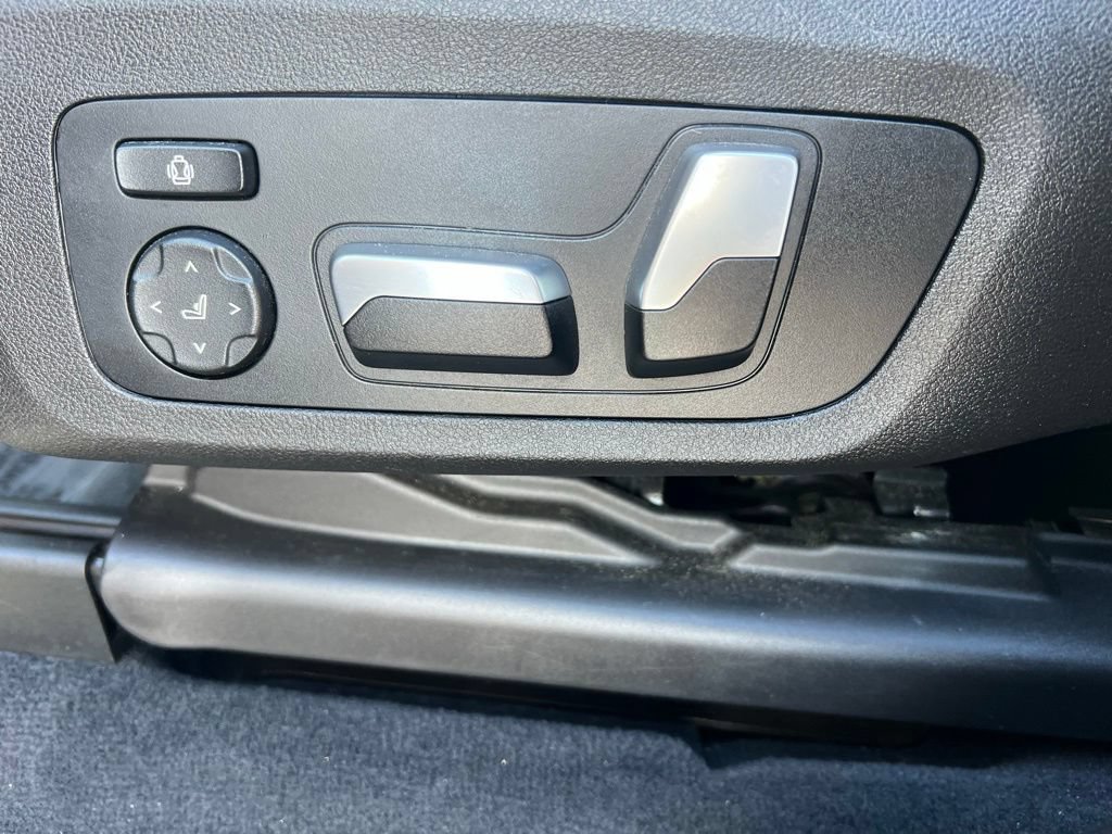 Used 2019 BMW X3 xDrive30i w/ Premium Package AWD/4WD image 14