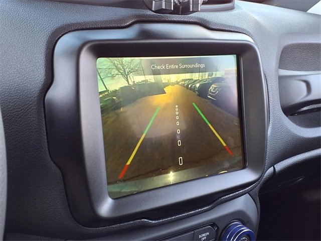 Used 2023 Jeep Renegade Latitude image 16