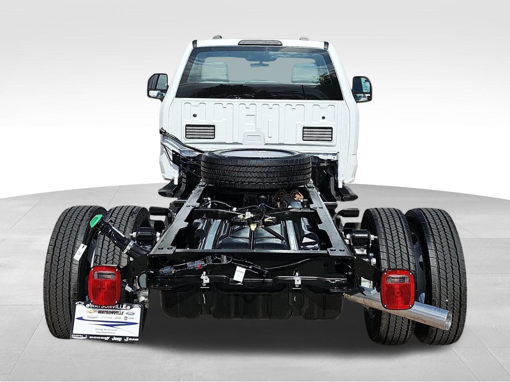 New 2026 Ford F550 4x4 Regular Cab Super Duty image 4