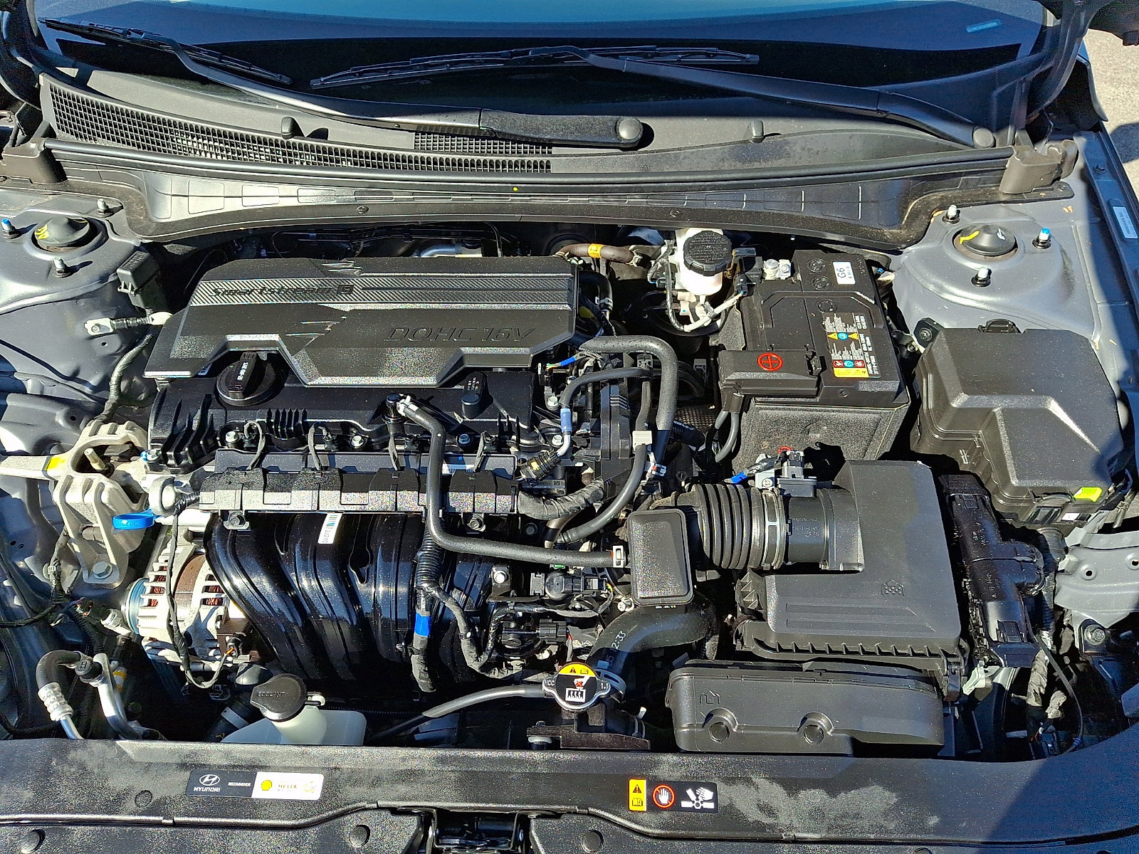 Certified 2025 Hyundai Elantra SEL FWD image 29