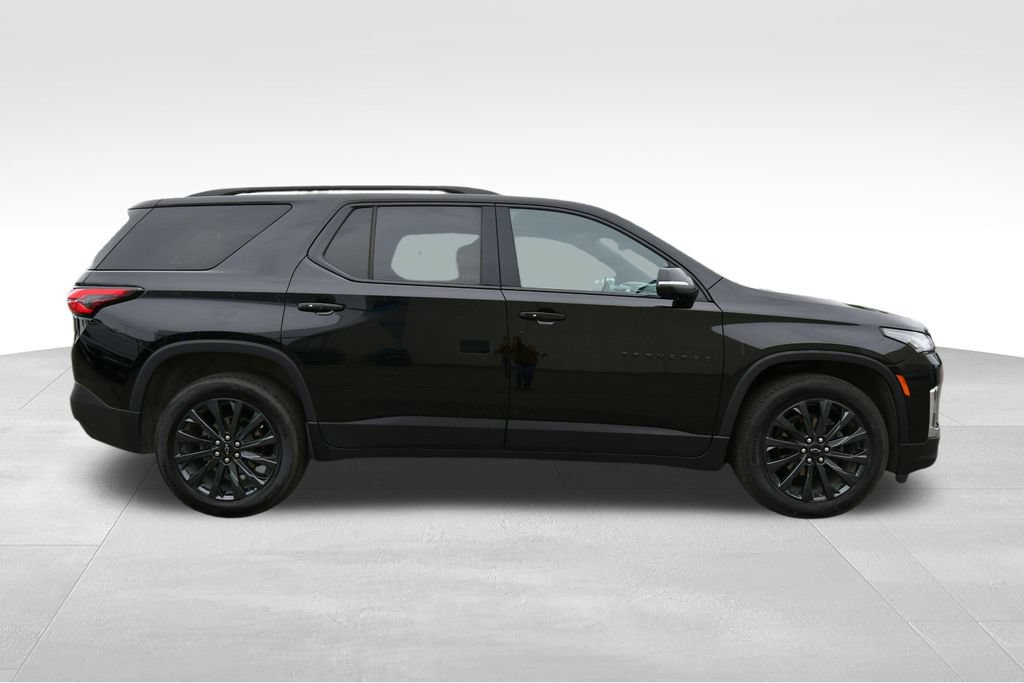 Used 2023 Chevrolet Traverse RS AWD/4WD image 9