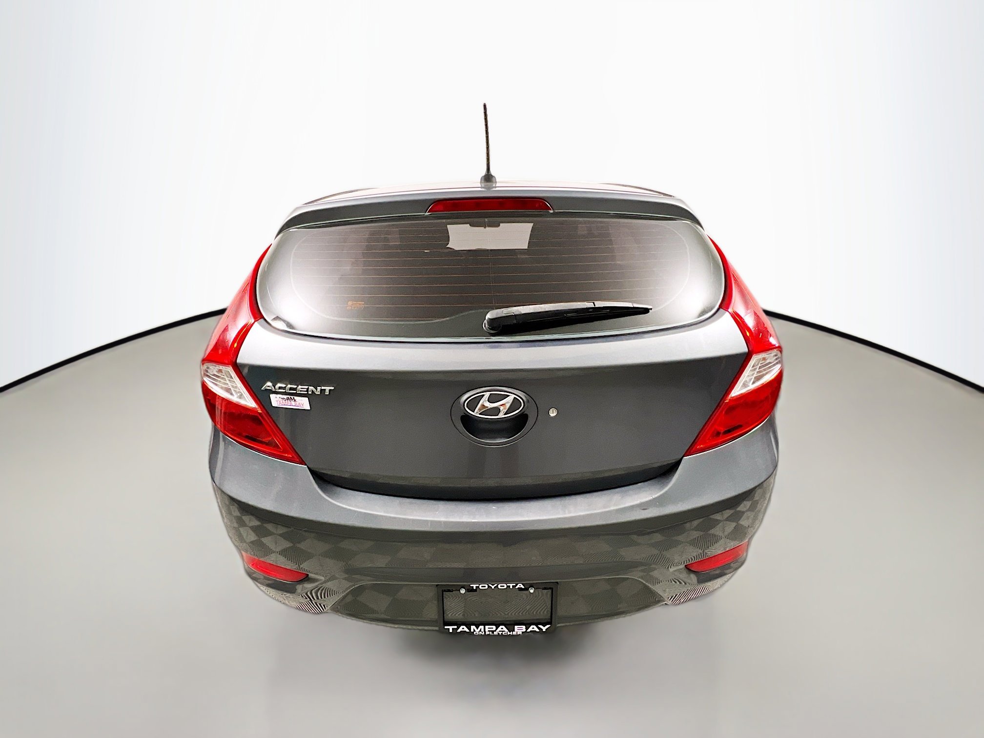 Used 2012 Hyundai Accent GS image 6