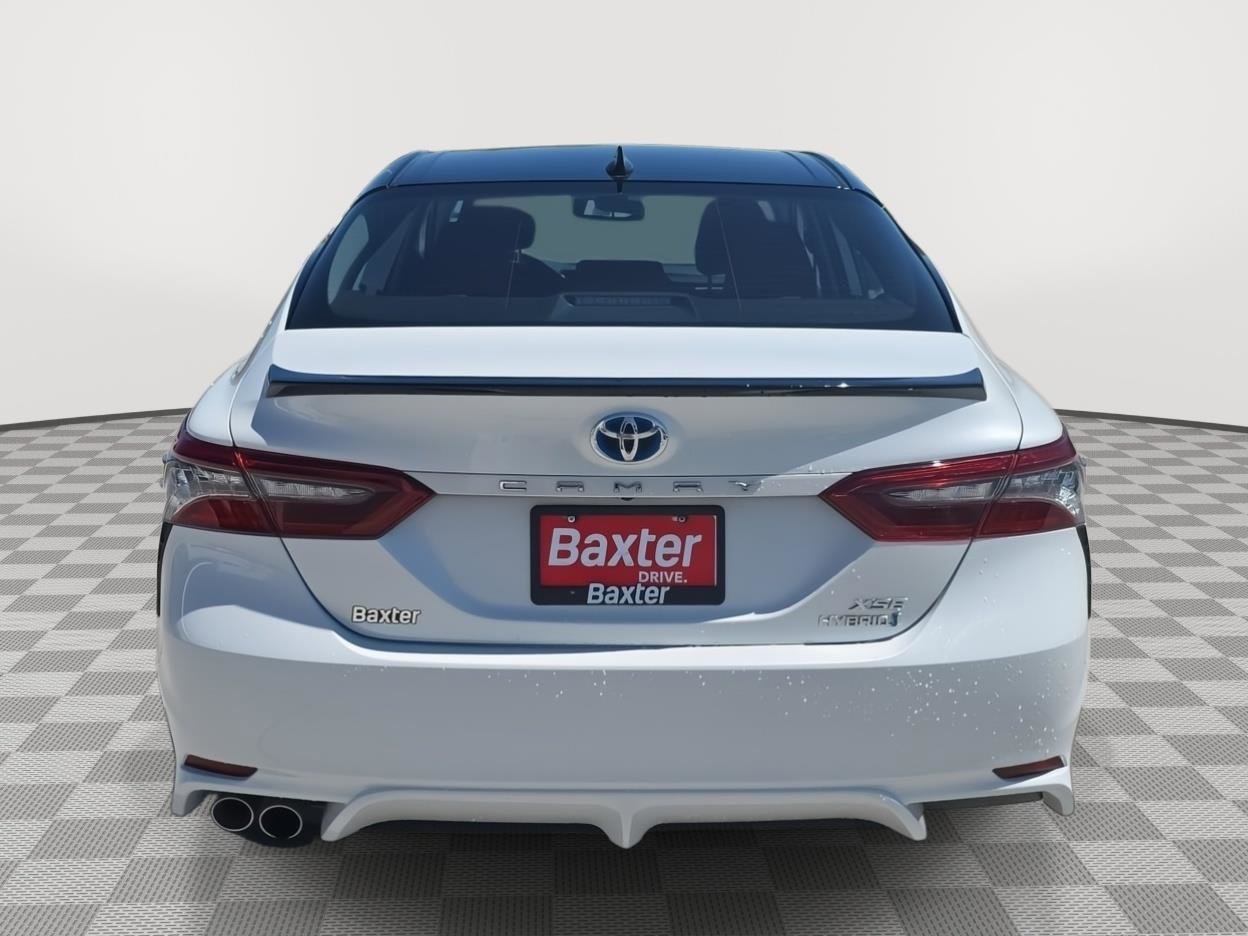 Used 2021 Toyota Camry XSE FWD image 15