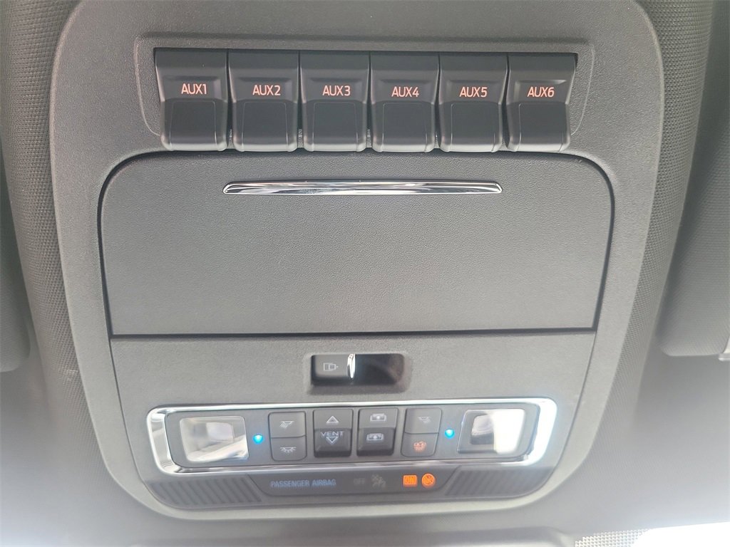 New 2026 Ford F350 4x4 Crew Cab Super Duty image 32
