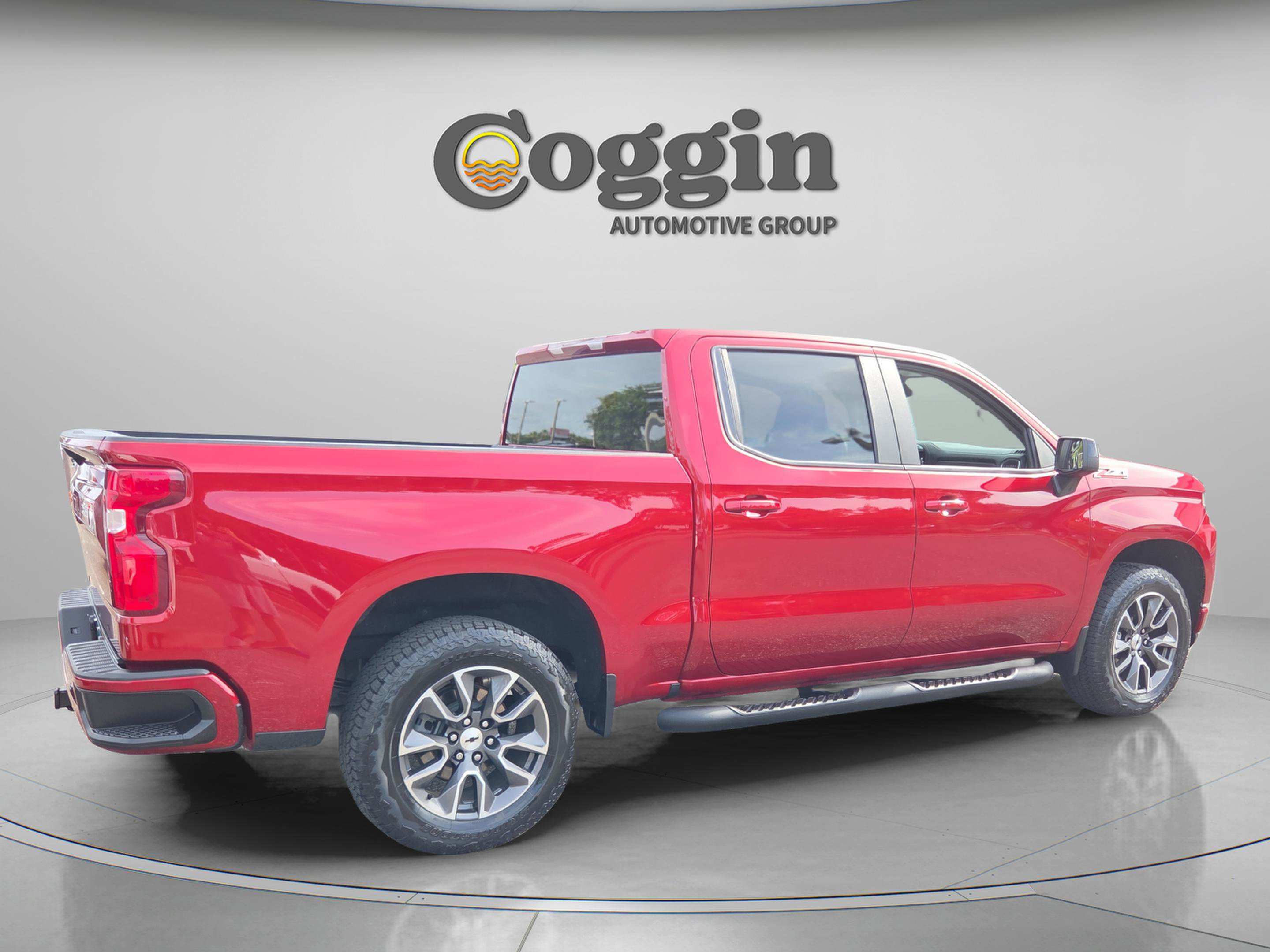 Used 2021 Chevrolet Silverado 1500 RST AWD/4WD image 9