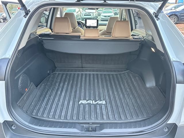 Used 2025 Toyota RAV4 Limited w/ Advanced Technology Package image 27