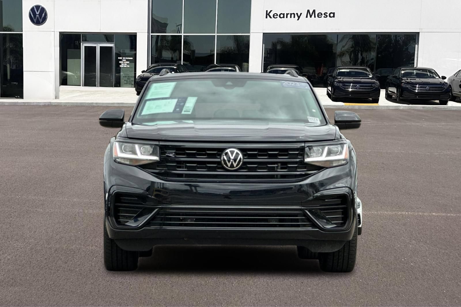 Used 2023 Volkswagen Atlas SEL R-Line AWD/4WD image 9