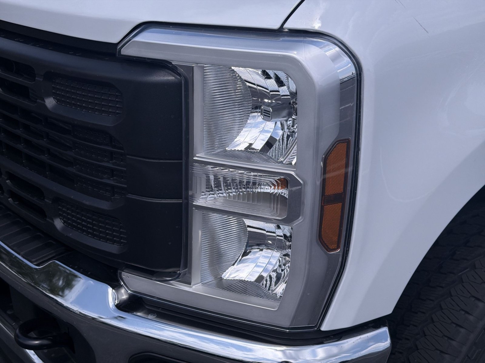 New 2027 Ford F350 XL w/ 360-Degree Camera Package AWD/4WD image 13