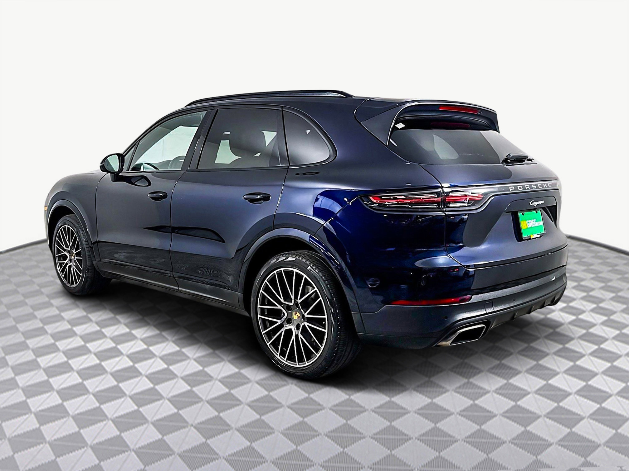 Used 2020 Porsche Cayenne image 6