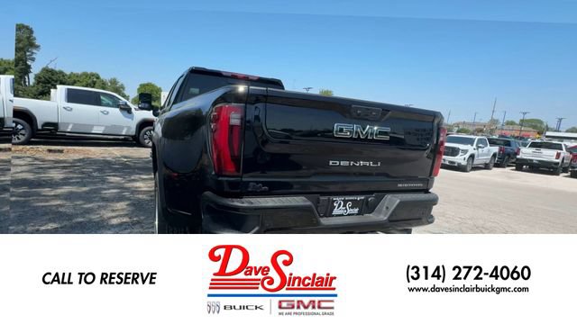 New 2026 GMC Sierra 3500 Denali Ultimate AWD/4WD image 7