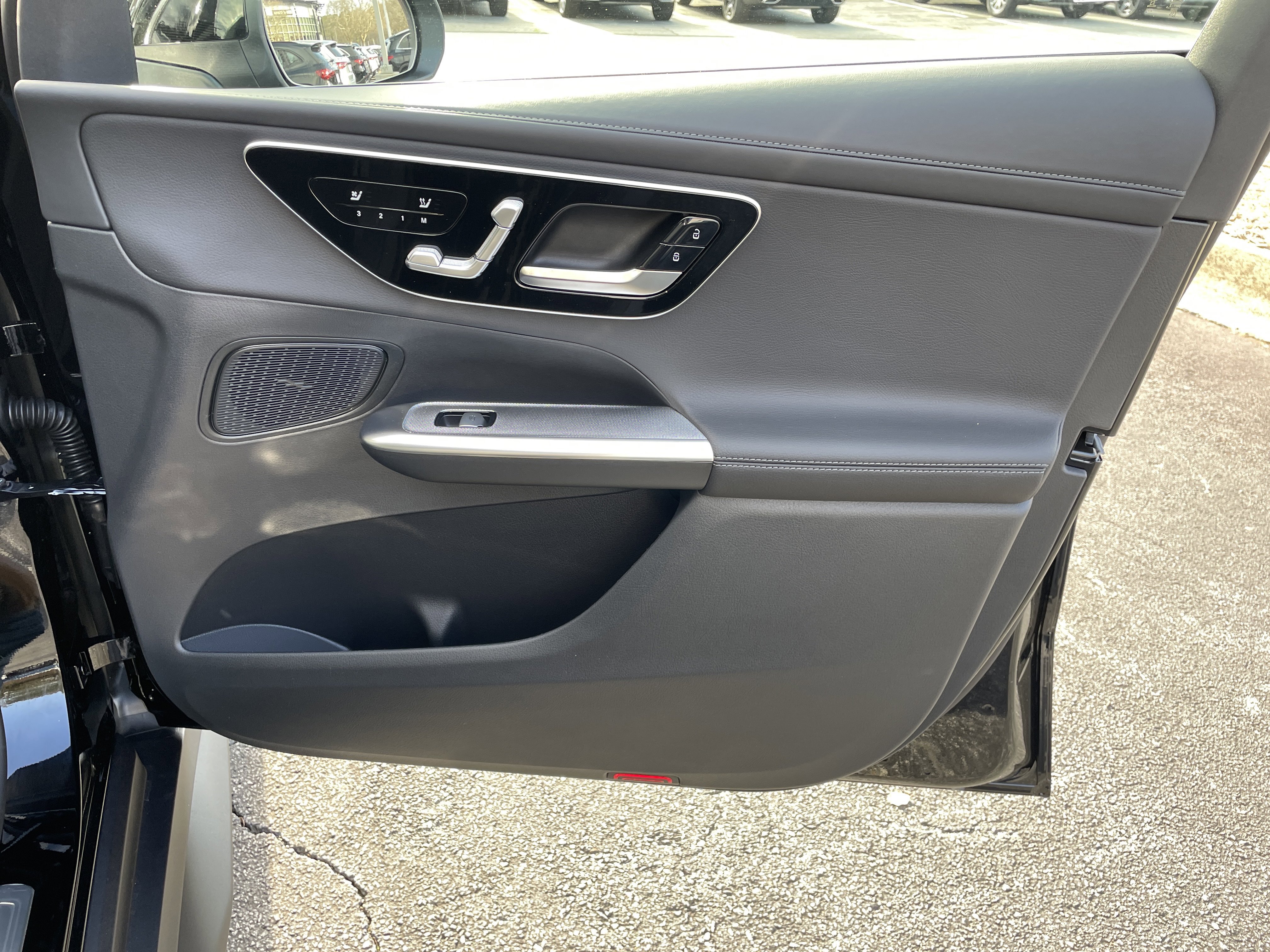 New 2026 Mercedes-Benz GLC 300 image 41