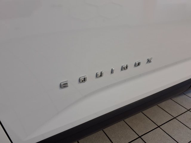 Used 2026 Chevrolet Equinox LT AWD/4WD image 6