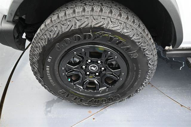 Certified 2025 Ford Bronco Badlands AWD/4WD image 23