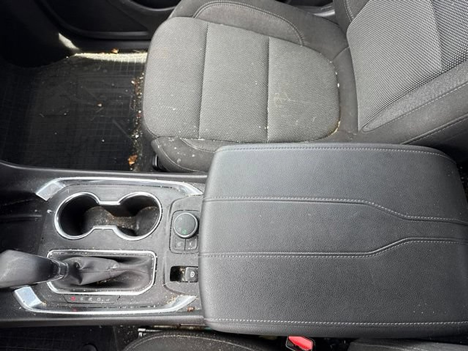Used 2023 Chevrolet Traverse LT w/ LPO, Floor Liner Package AWD/4WD image 20