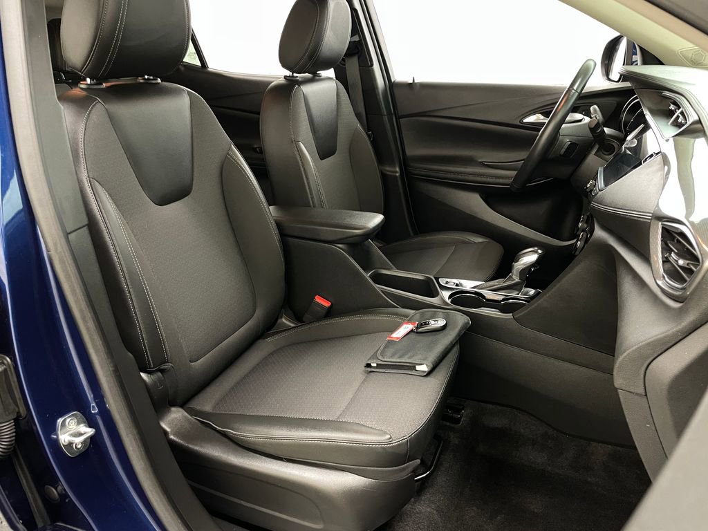 Certified 2023 Buick Encore GX Preferred w/ Cold Weather Comfort Package FWD image 35