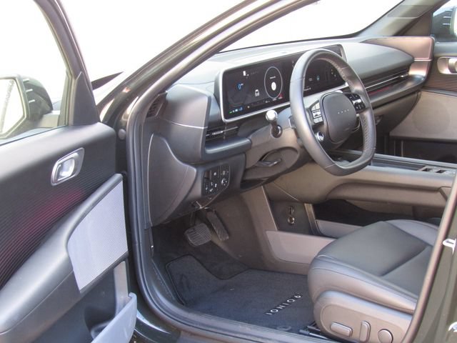 Used 2024 Hyundai Ioniq 6 SEL RWD image 9