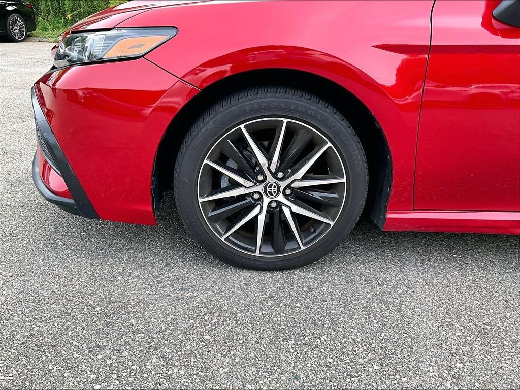 Used 2023 Toyota Camry SE FWD image 7